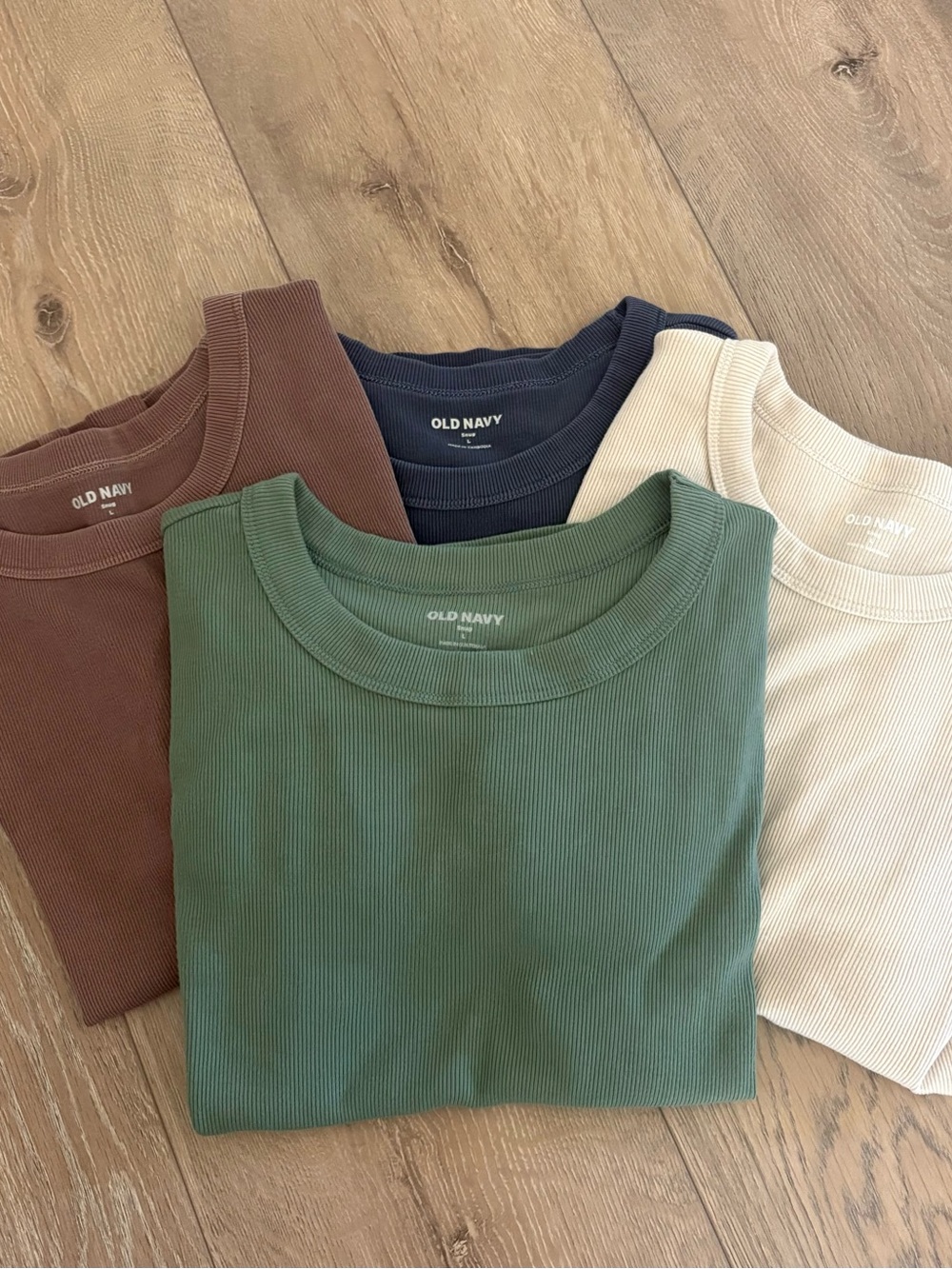Old Navy Snug Crop Ribbed T-shirt - Set of 4
